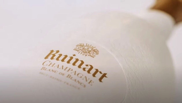 Champagne Ruinart Second Skin Sustainable Packaging